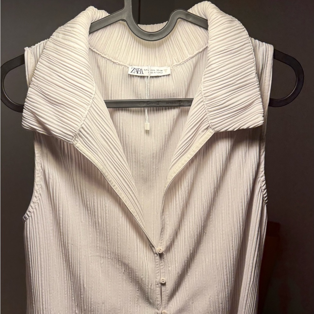 Zara Cream Button Down Sleeveless Shirt